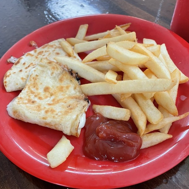 Quesadilla C/ Papas.